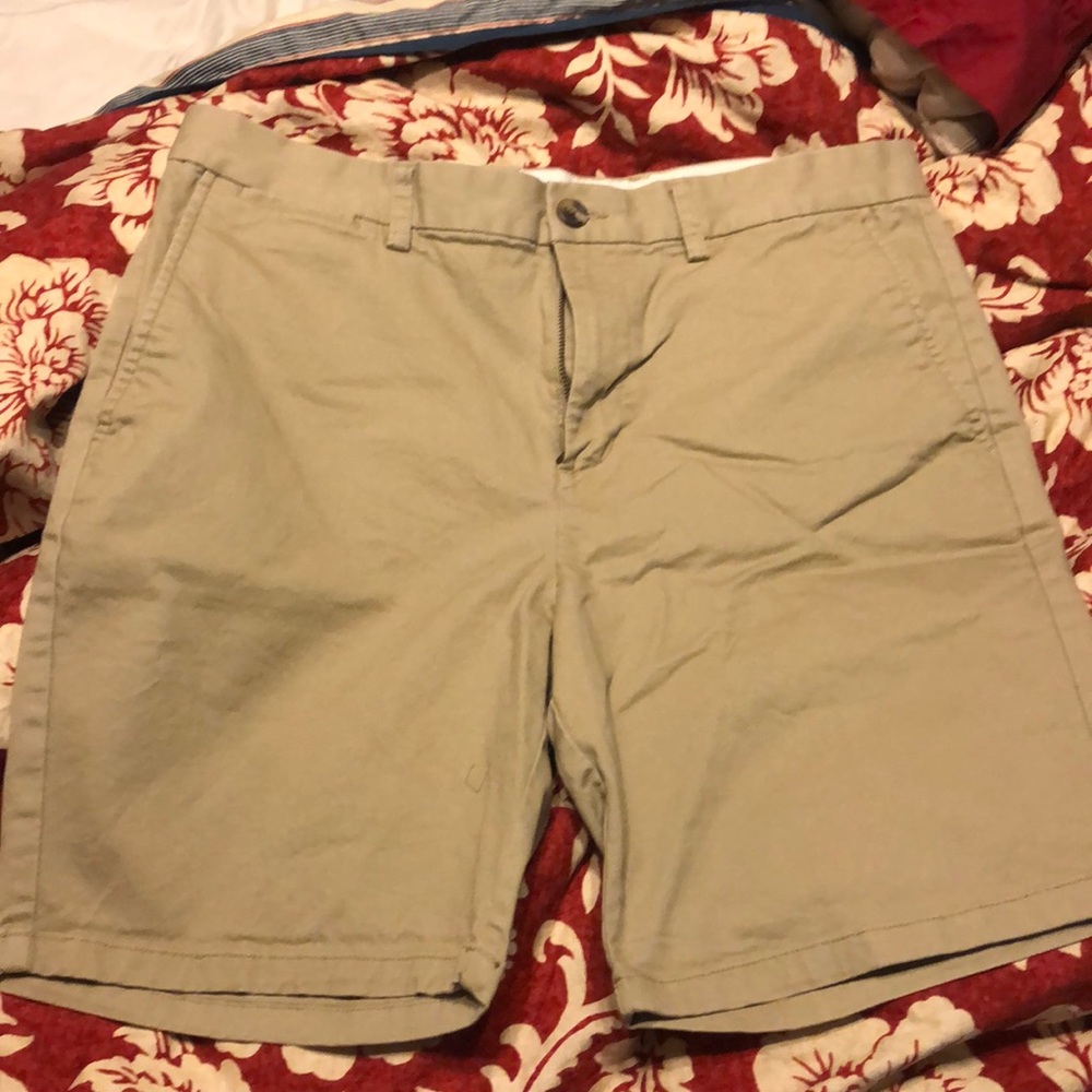 Flat front Khaki shorts